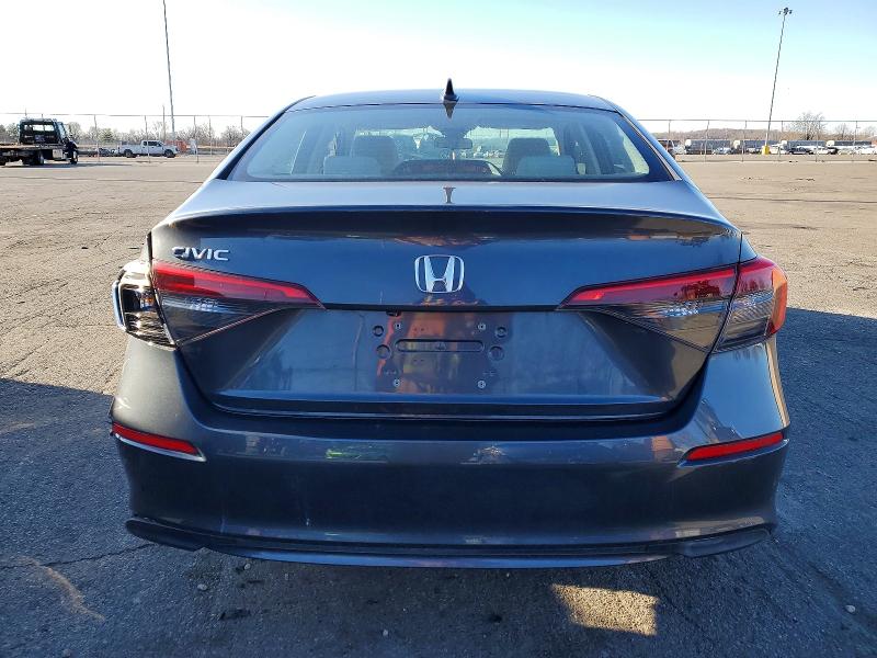 Photo 6 from auction – 2023 HONDA CIVIC LX with VIN 2HGFE2F20PH559524