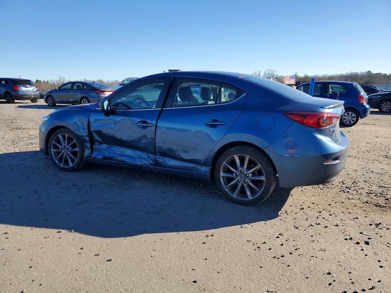 Foto 2 de la subasta – 2018 MAZDA 3 TOURING con VIN 3MZBN1V39JM193117