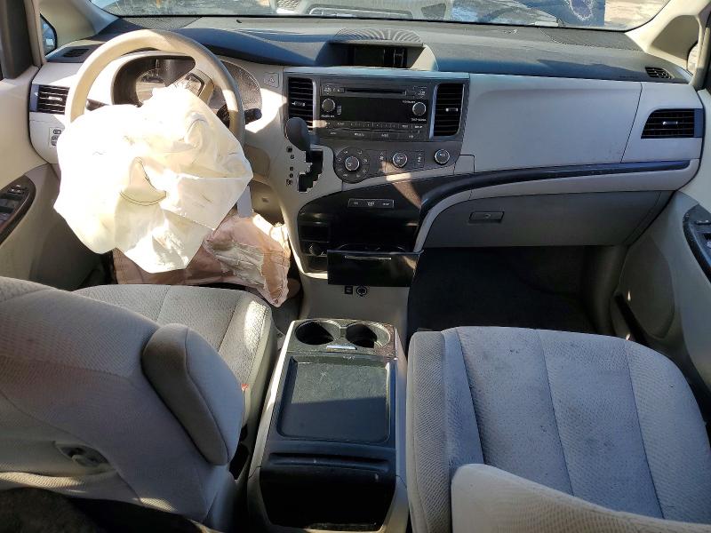 Photo 8 from auction – 2011 TOYOTA SIENNA LE with VIN 5TDKK3DC2BS043277