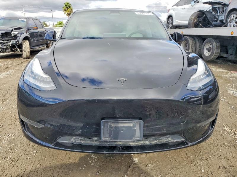 Photo 5 from auction – 2020 TESLA MODEL Y with VIN 5YJYGDEF3LF034586