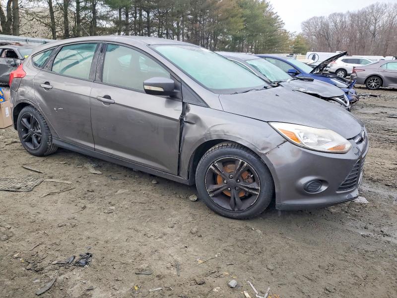Photo 4 from auction – 2014 FORD FOCUS SE with VIN 1FADP3K29EL112224