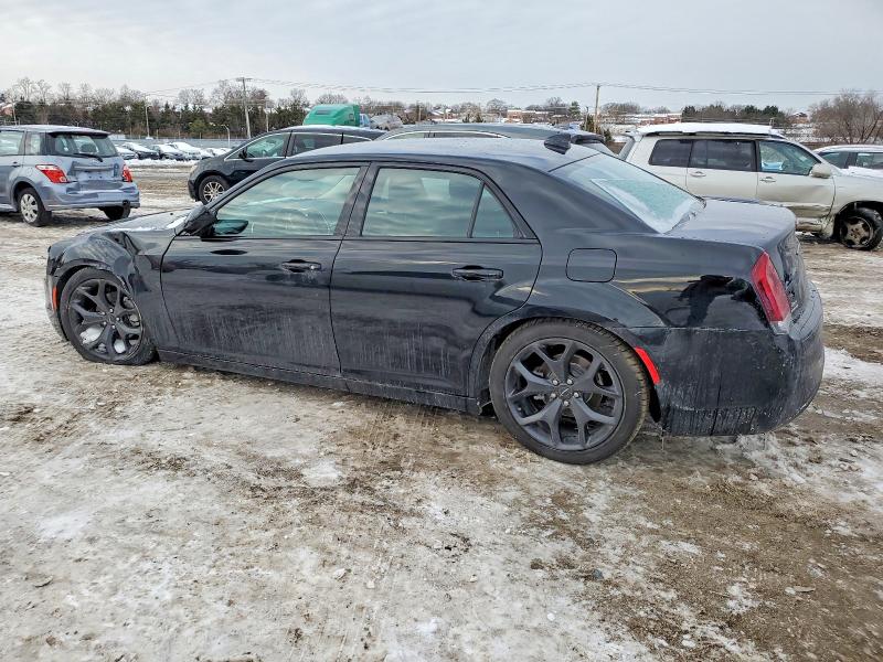 Photo 2 from auction – 2023 CHRYSLER 300 with VIN 2C3CCAAGXPH605000