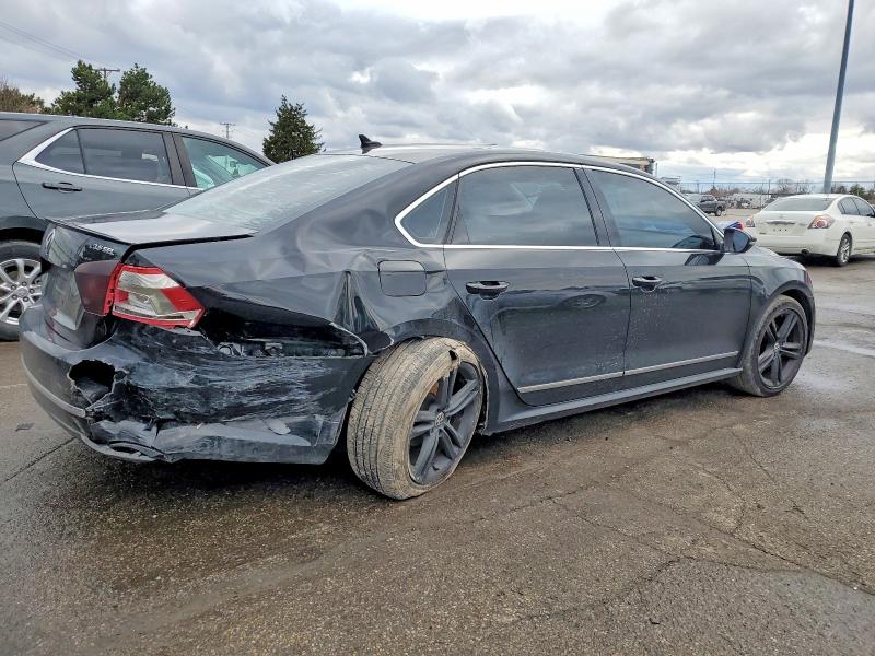 Photo 3 from auction – 2012 VOLKSWAGEN PASSAT SEL with VIN 1VWCM7A30CC094562