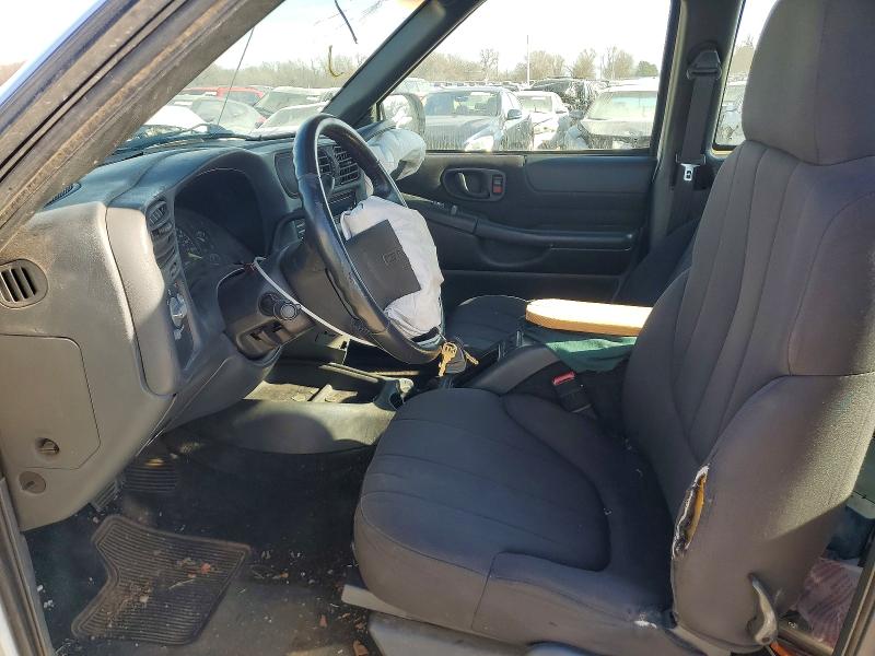 Foto 7 de la subasta – 2003 GMC SONOMA con VIN 1GTCS19X438237870