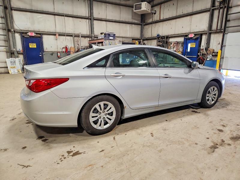 Photo 3 from auction – 2011 HYUNDAI SONATA GLS with VIN 5NPEB4AC0BH239411