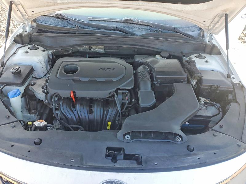 Фото 11 с аукциона – 2016 KIA OPTIMA EX с VIN 5XXGU4L39GG058228