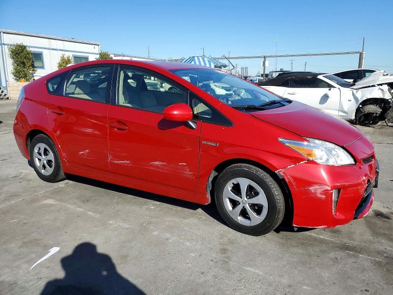 Photo 4 from auction – 2015 TOYOTA PRIUS with VIN JTDKN3DU6F0432285