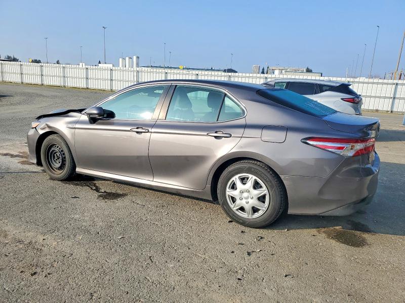 Photo 2 from auction – 2020 TOYOTA CAMRY with VIN 4T1C31AKXLU531810