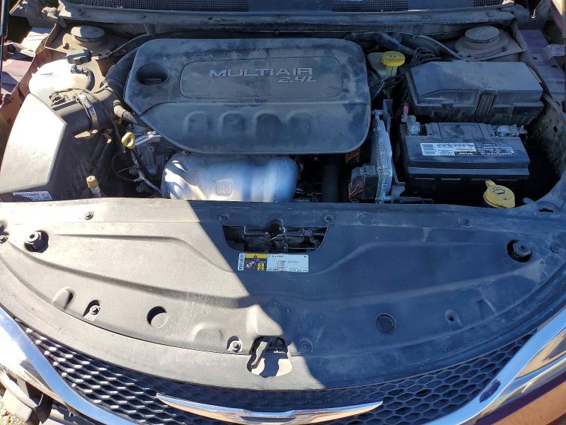 Photo 11 from auction – 2016 CHRYSLER 200 LIMITE with VIN 1C3CCCAB7GN143230