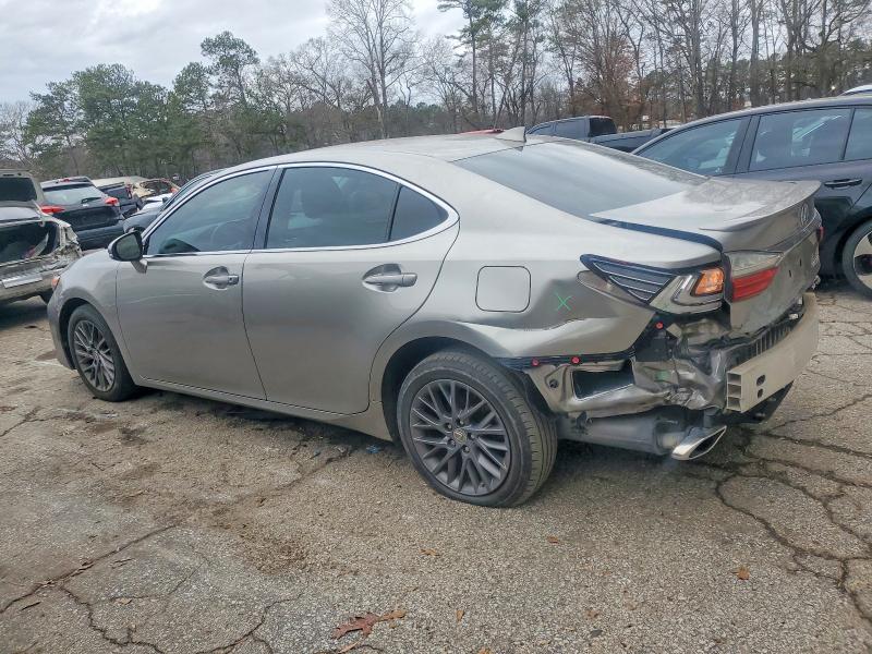 Photo 2 from auction – 2018 LEXUS ES with VIN 58ABK1GG8JU086989
