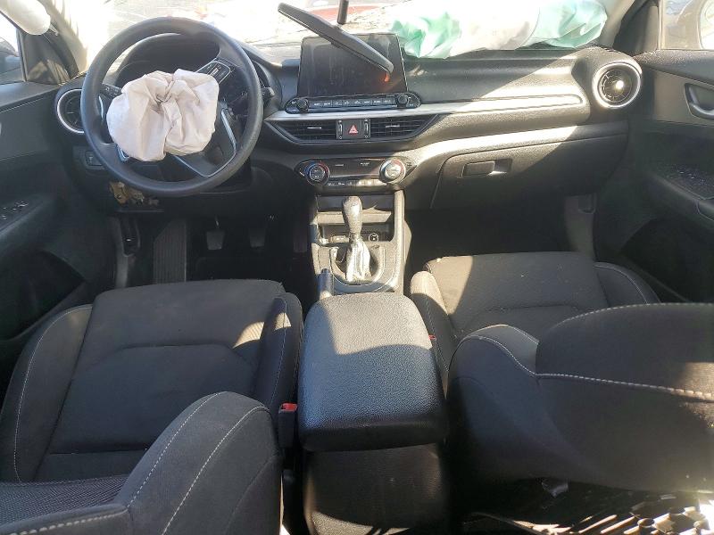 Photo 8 from auction – 2019 KIA FORTE FE with VIN 3KPF24AD9KE106339
