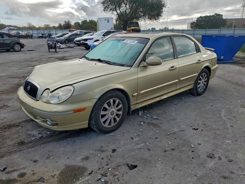 HYUNDAI SONATA GLS 2002 with VIN KMHWF35H62A511570 - Photo from auction