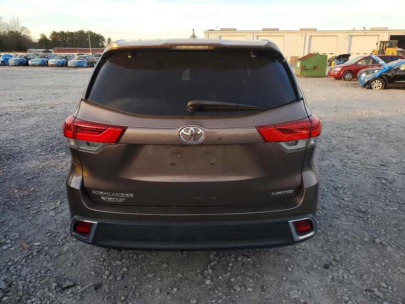 Photo 6 from auction – 2017 TOYOTA HIGHLANDER with VIN 5TDYZRFH1HS234327