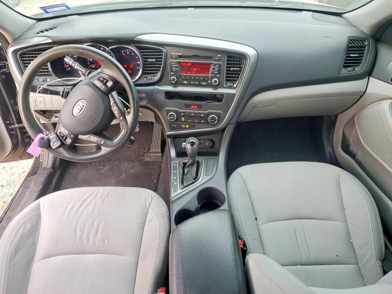 Photo 8 from auction – 2012 KIA OPTIMA LX with VIN 5XXGM4A79CG045365