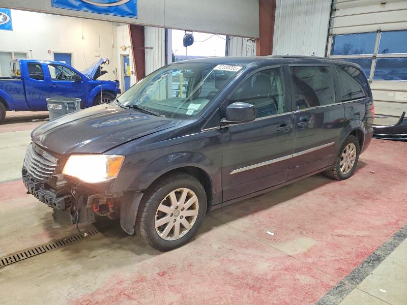 Photo 1 from auction – 2014 CHRYSLER TOWN & COU with VIN 2C4RC1BG1ER357652