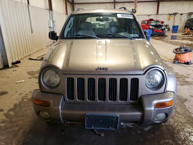Photo 5 from auction – 2004 JEEP LIBERTY with VIN 1J4GL58K14W160054