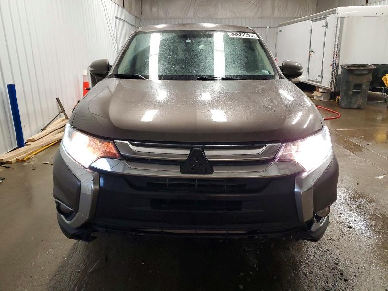Photo 5 from auction – 2017 MITSUBISHI OUTLANDER with VIN JA4AZ3A38HZ036007