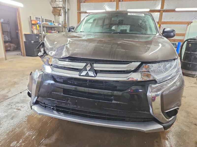 Photo 5 from auction – 2018 MITSUBISHI OUTLANDER with VIN JA4AD2A32JZ004345