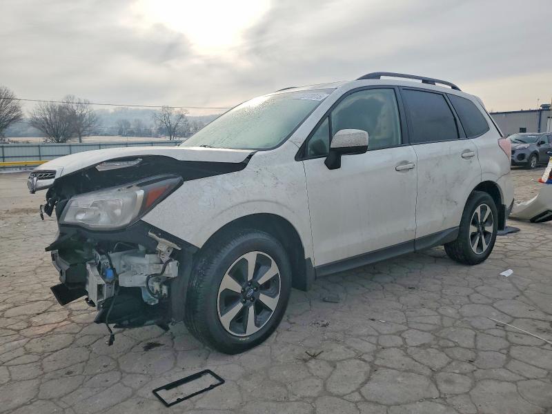 SUBARU FORESTER 2 2017 with VIN JF2SJAGC4HH572022 - Photo from auction