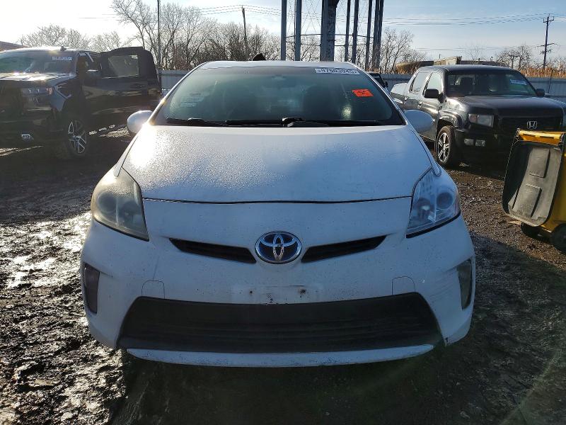 Photo 5 from auction – 2013 TOYOTA PRIUS with VIN JTDKN3DU0D5644602
