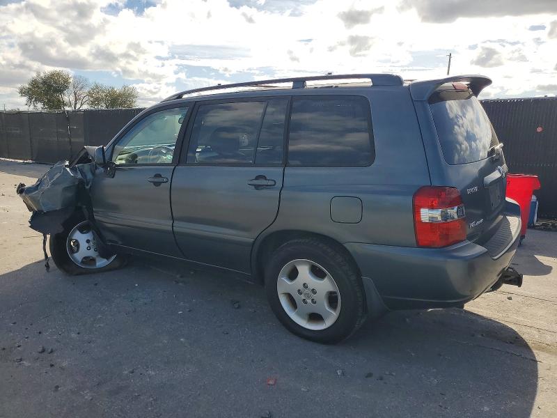 Photo 2 from auction – 2005 TOYOTA HIGHLANDER with VIN JTEEP21A650068570