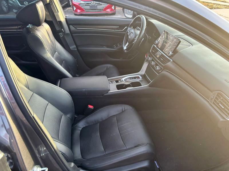 Photo 5 from auction – 2018 HONDA ACCORD with VIN 1HGCV3F66JA013344