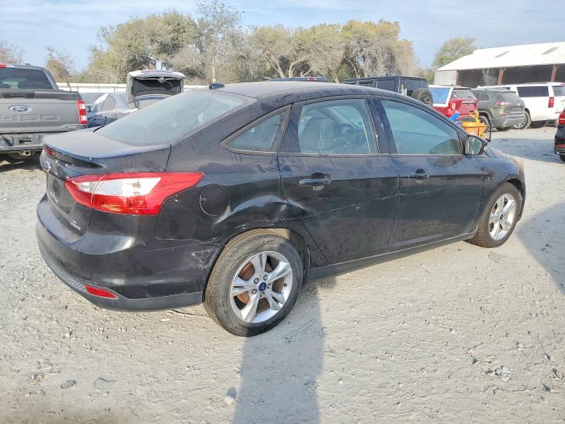 Photo 3 from auction – 2014 FORD FOCUS SE with VIN 1FADP3F20EL354748