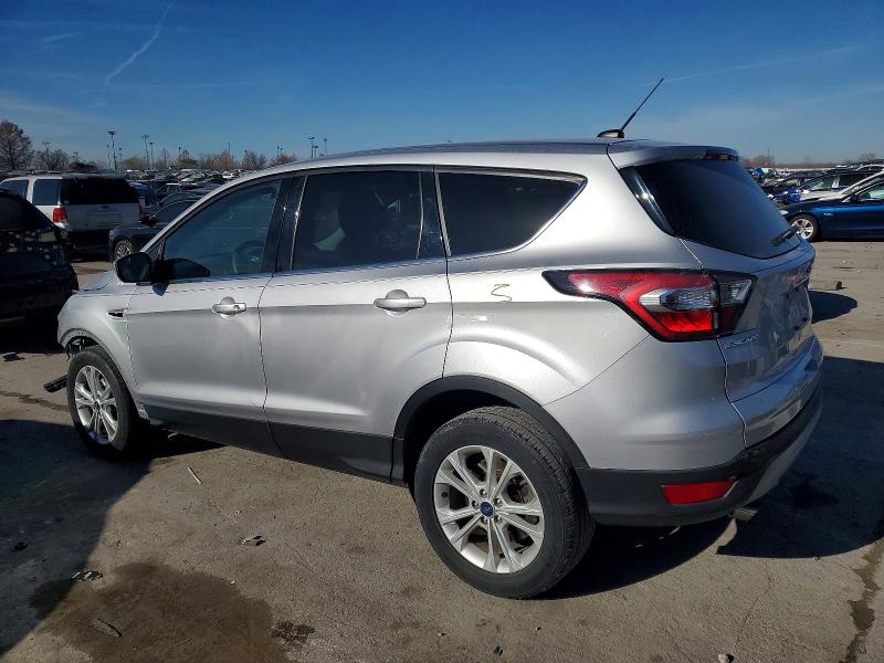 Photo 2 from auction – 2017 FORD ESCAPE SE with VIN 1FMCU0GD6HUE95007