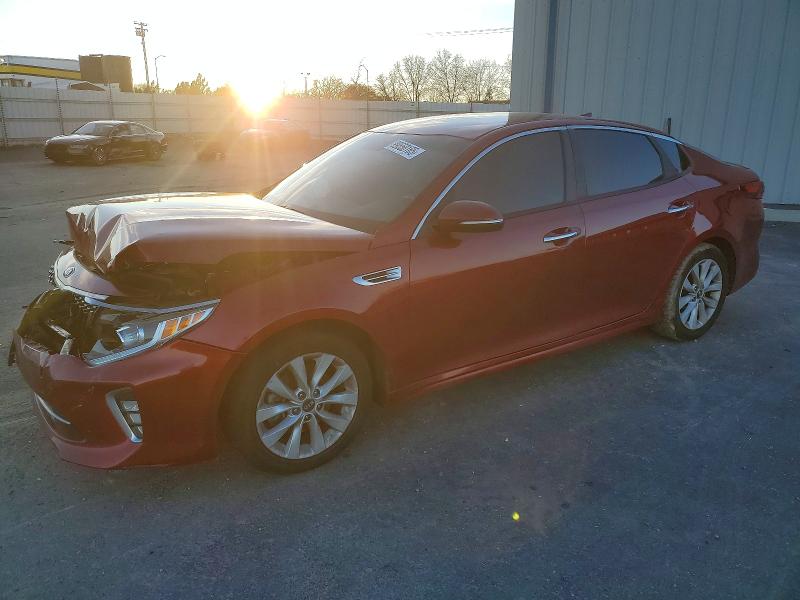 KIA OPTIMA LX 2018 with VIN 5XXGT4L31JG215826 - Photo from auction