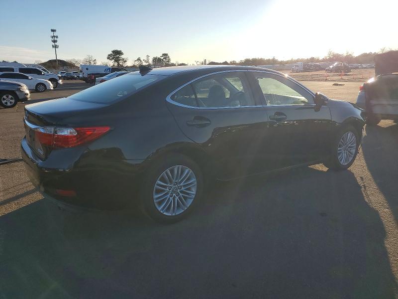 Photo 3 from auction – 2015 LEXUS ES with VIN JTHBK1GG9F2155427