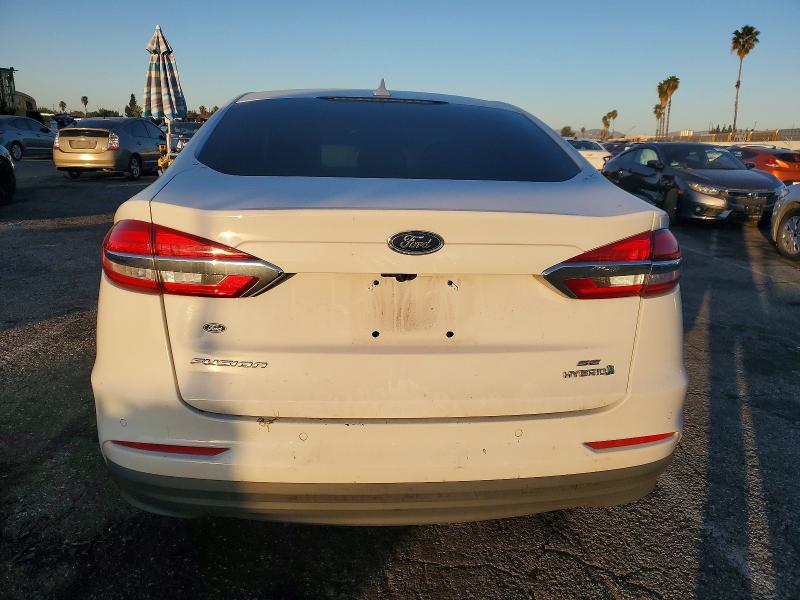 Photo 6 from auction – 2019 FORD FUSION with VIN 3FA6P0LU5KR117523