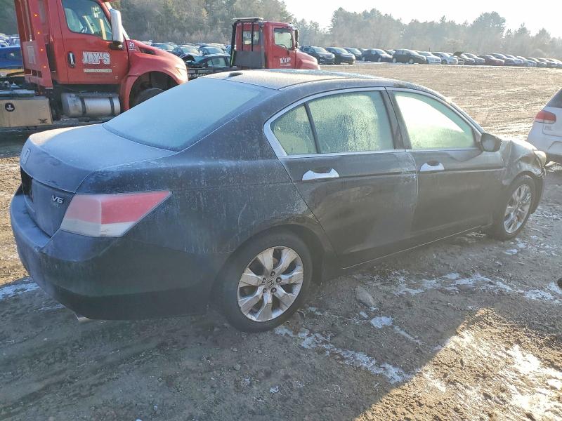Photo 3 from auction – 2010 HONDA ACCORD EXL with VIN 1HGCP3F89AA003435