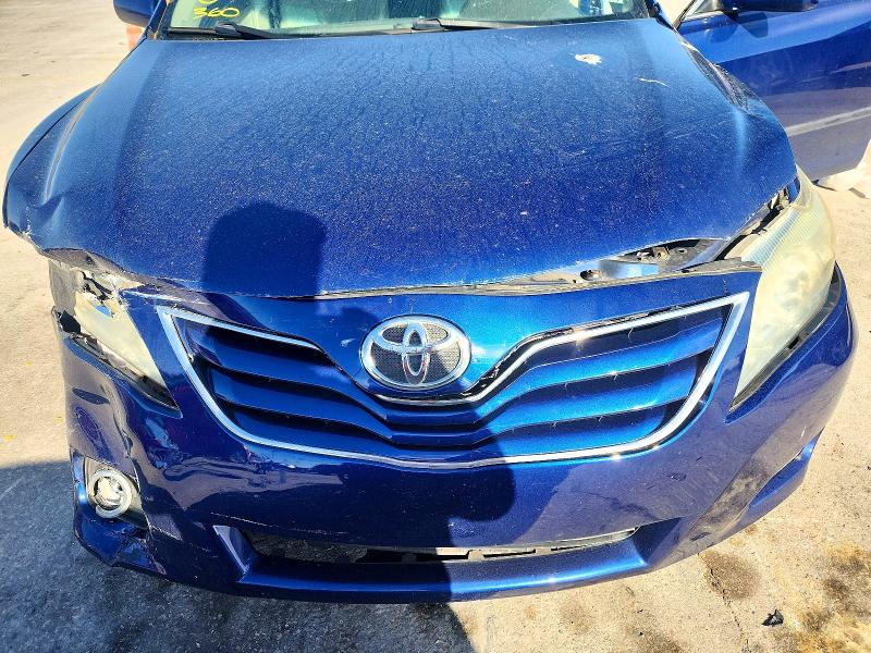 Foto 11 de la subasta – 2011 TOYOTA CAMRY con VIN 4T1BF3EK4BU744775