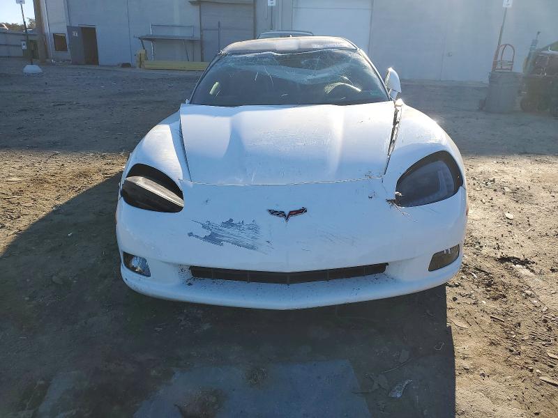 Photo 5 from auction – 2005 CHEVROLET CORVETTE with VIN 1G1YY24U155103791
