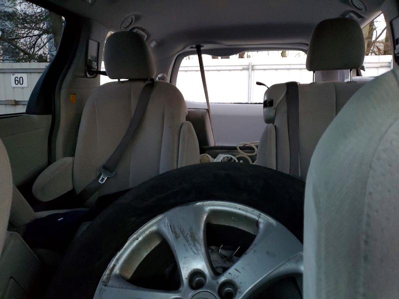 Photo 10 from auction – 2011 TOYOTA SIENNA LE with VIN 5TDKK3DC3BS018291
