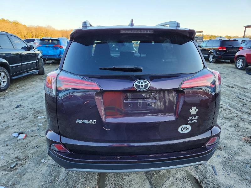 Фото 6 с аукциона – 2018 TOYOTA RAV4 ADVEN с VIN 2T3RFREV3JW826997
