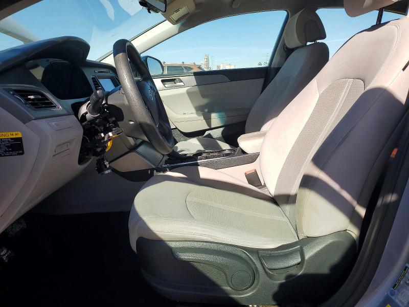 Photo 7 from auction – 2016 HYUNDAI SONATA SE with VIN 5NPE24AF2GH377016