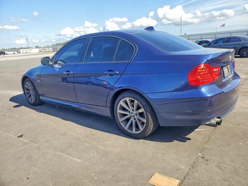 Photo 2 from auction – 2011 BMW 328 I with VIN WBAPH7G53BNN04532