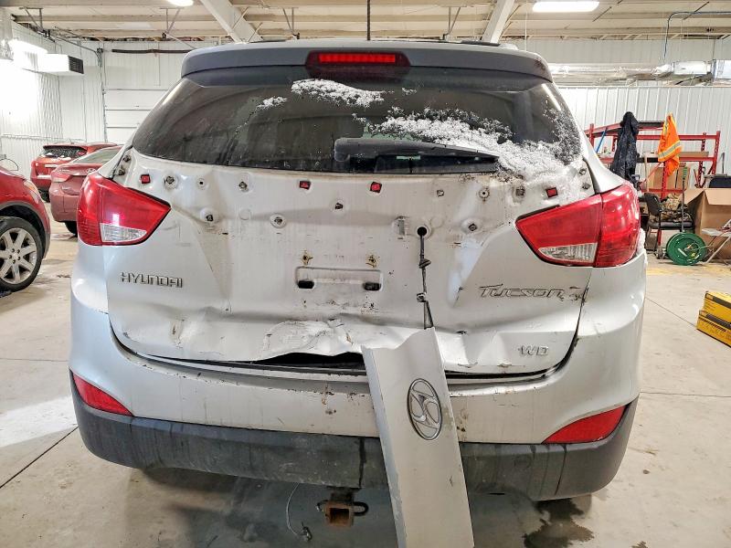 Photo 6 from auction – 2012 HYUNDAI TUCSON GLS with VIN KM8JUCACXCU512957