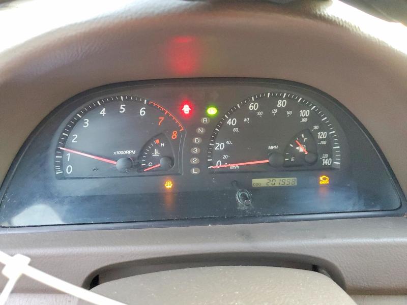 Photo 9 from auction – 2003 TOYOTA CAMRY LE with VIN 4T1BF32K03U550685