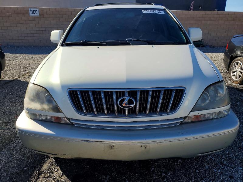 Photo 5 from auction – 2002 LEXUS RX 300 with VIN JTJHF10U820252928