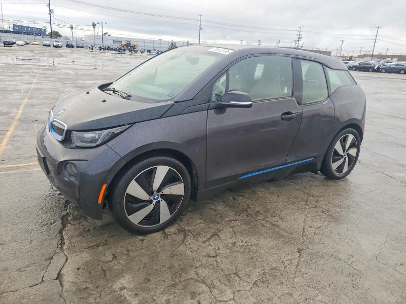 BMW I3 2015 مع رقم تعريف المركبة WBY1Z4C54FV503677 - صورة من المزاد