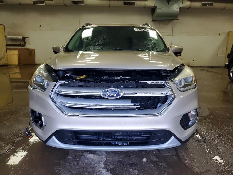 Photo 5 from auction – 2018 FORD ESCAPE with VIN 1FMCU9HD5JUA52386