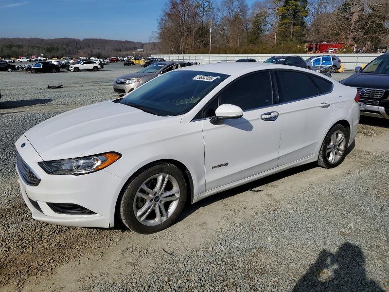 FORD FUSION SE 2018 with VIN 3FA6P0LU2JR208859 - Photo from auction