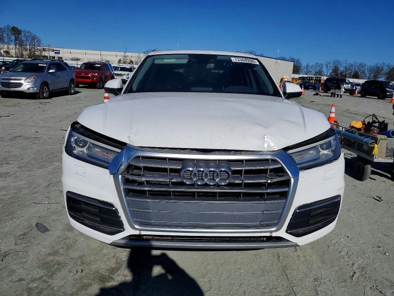 Photo 5 from auction – 2018 AUDI Q5 PREMIUM with VIN WA1ANAFY7J2025342