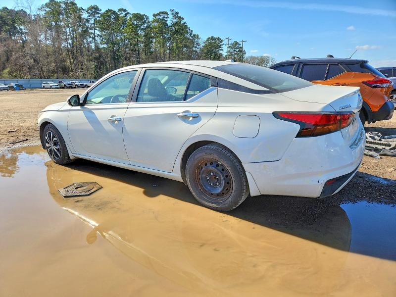 Photo 2 from auction – 2019 NISS ALTIMA with VIN 1N4BL4BV4KC105437