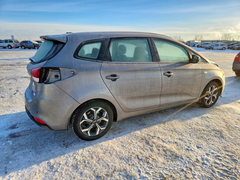 Photo 3 from auction – 2014 KIA RONDO with VIN KNAHT8A32E7047799