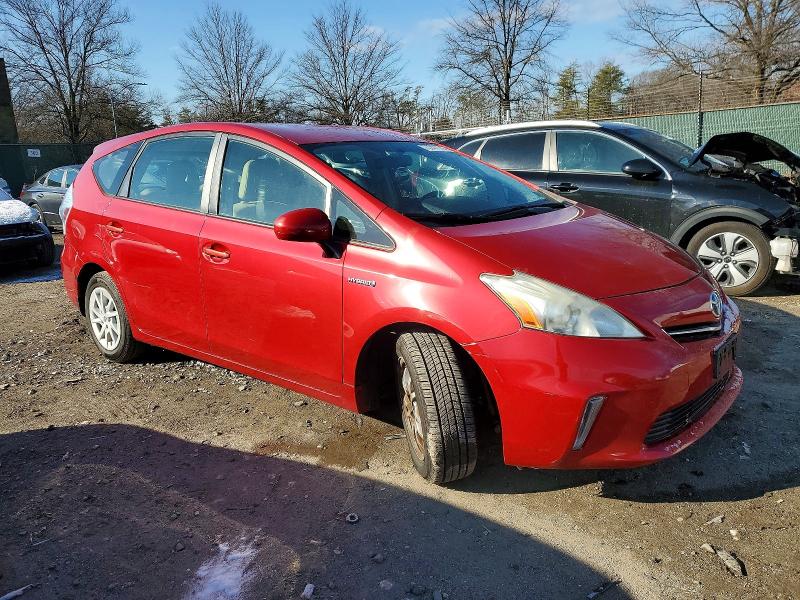Photo 4 from auction – 2013 TOYOTA PRIUS V with VIN JTDZN3EU2D3226647