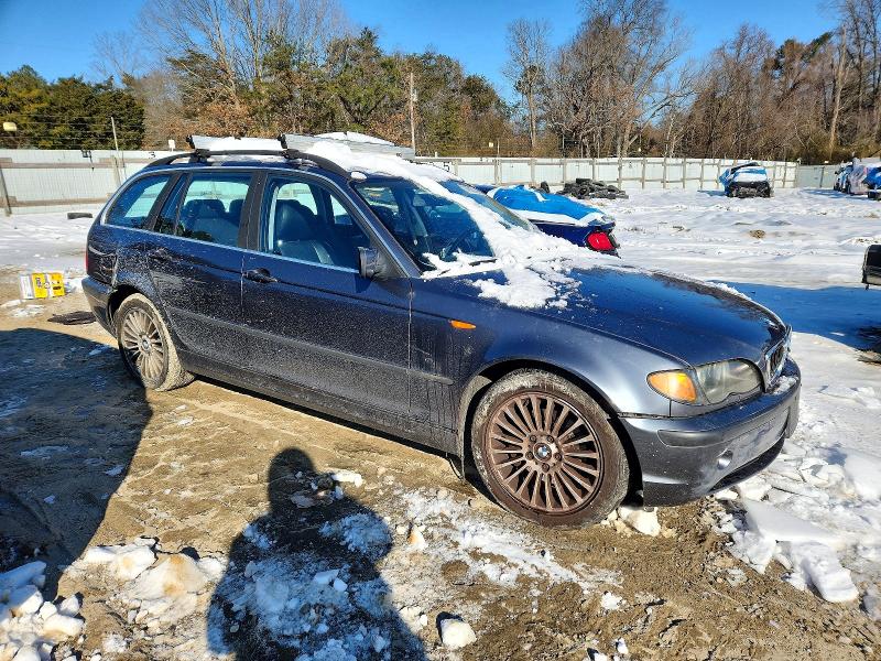 Photo 4 from auction – 2003 BMW 325 XIT with VIN WBAEP334X3PF02155