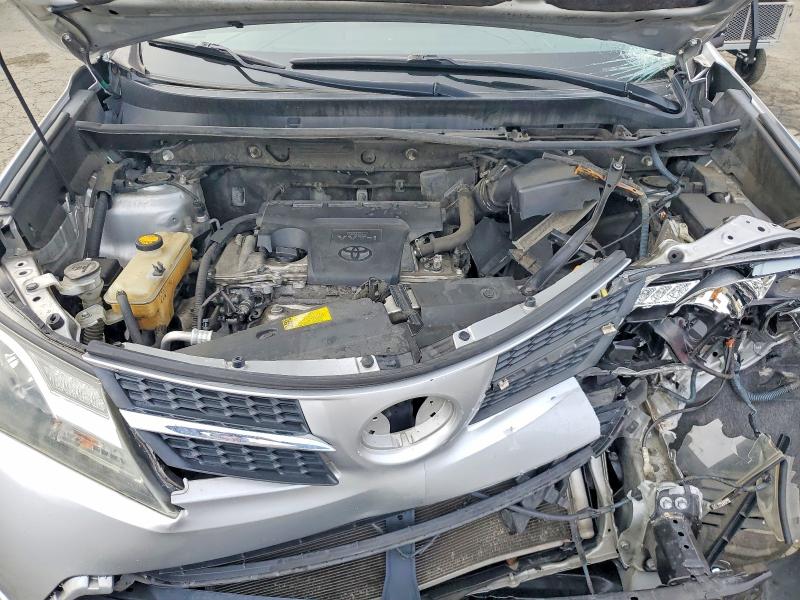 Photo 12 from auction – 2013 TOYOTA RAV4 with VIN JTMBFREV6D5026160